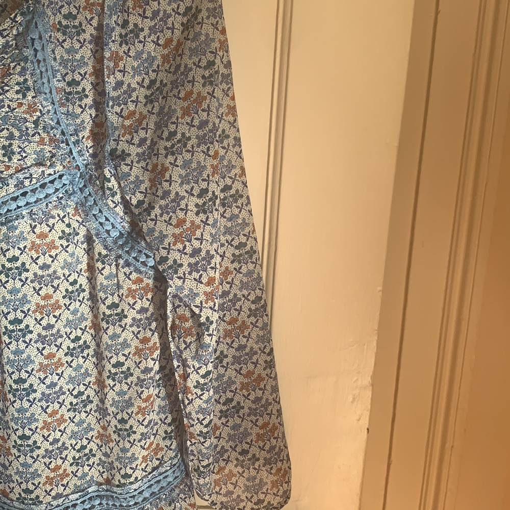 Anthroplogie tunic ( holding horses) - Picture 5 of 9